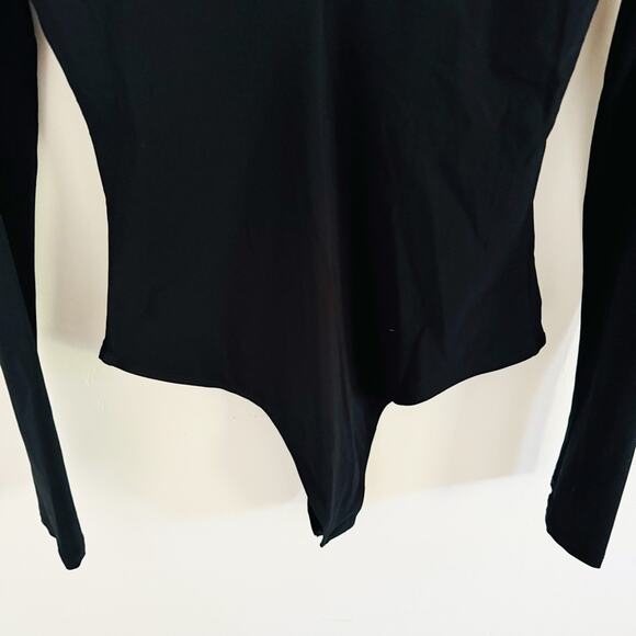 Alix NYC Black Deep V Long Sleeve Bodysuit M - Picture 3 of 5